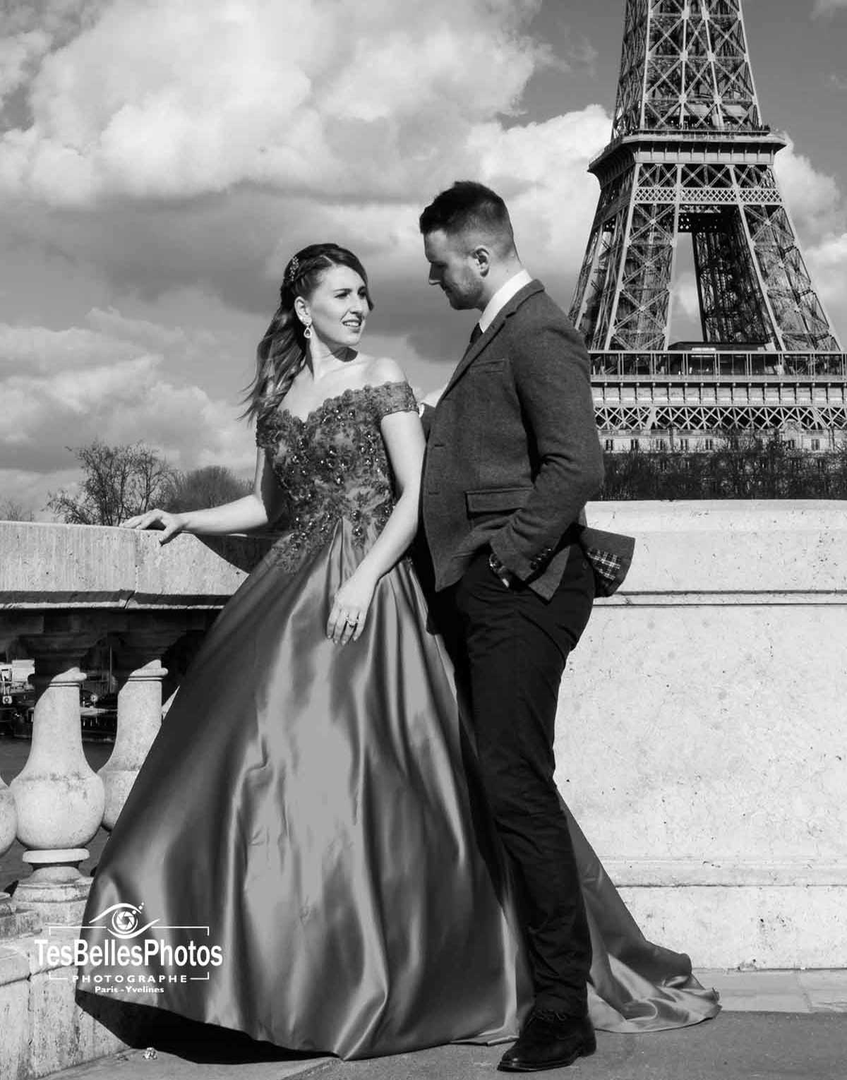 Photographe mariage Paris couple, shooting couple Paris photo de mariage en lifestyle