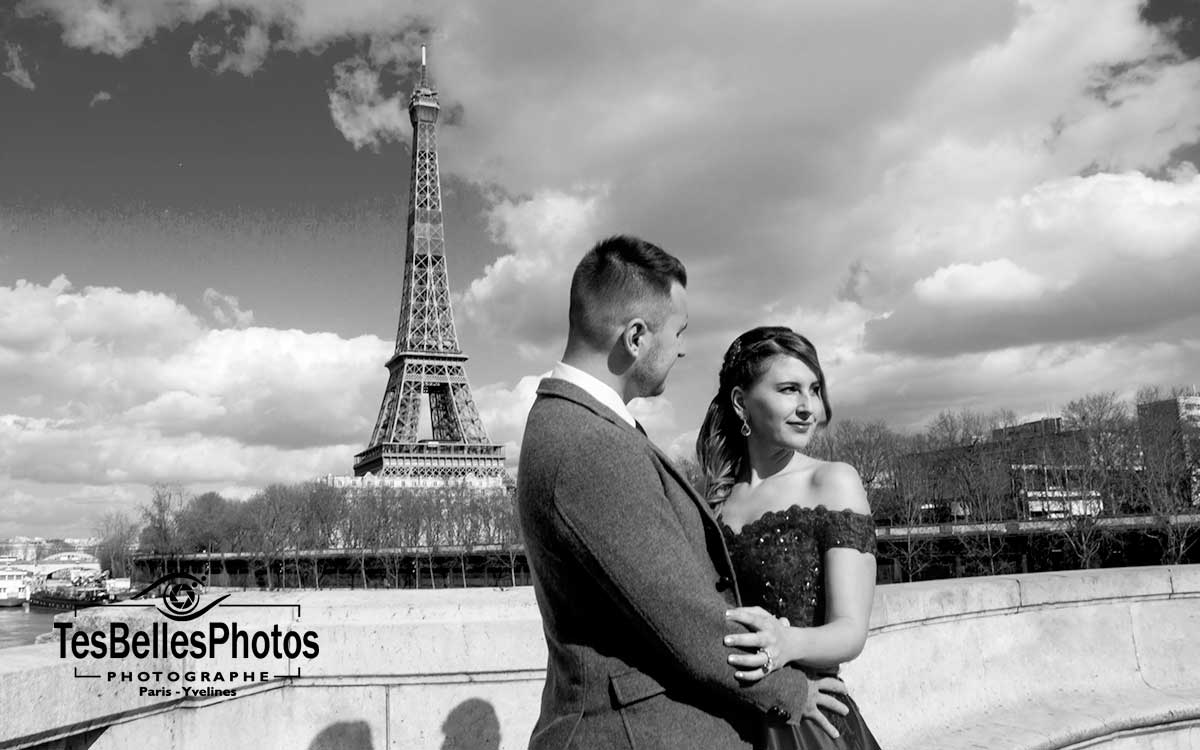 Shooting photo mariage Paris, photo couple de mariage à Trocadéro Tour Eiffel, Champs de Mars, Pont Alexandre III, Pont Bir-Hakeim, Quais de Seine, Montmartre, Mur des je t'aime, Galerie Vivienne