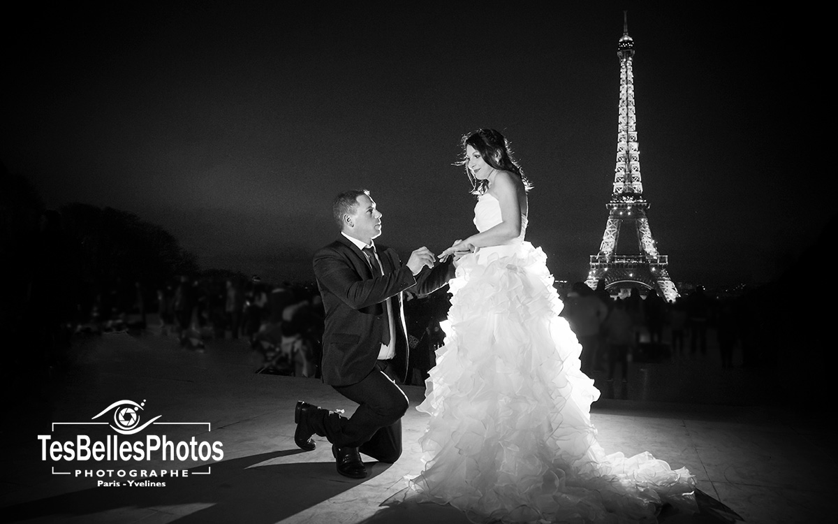 Séance photo demande en mariage Paris by Night